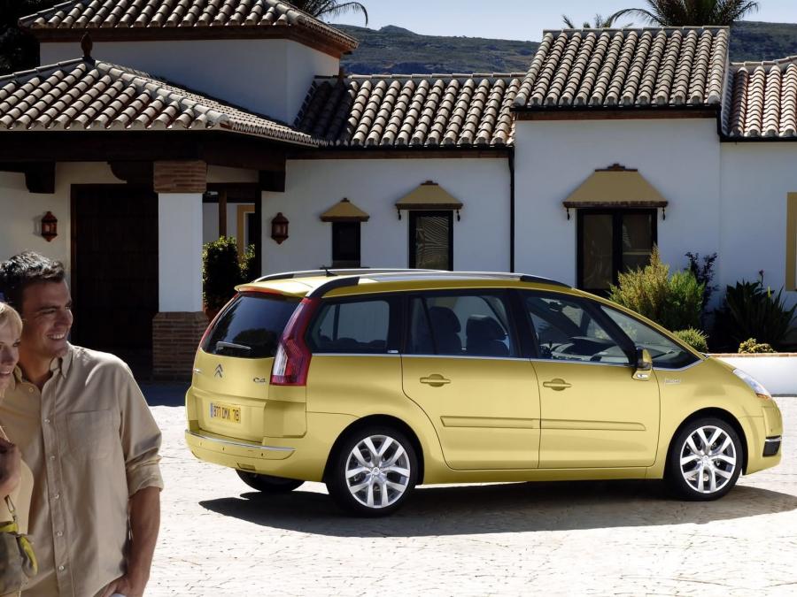  Citroen C4 Picasso 2006 года  (фото 137 из 155)